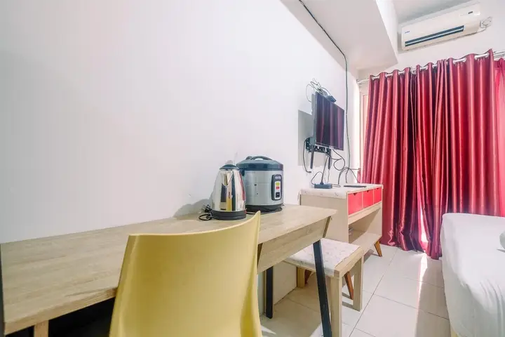 Simply Studio at Tamansari Skylounge Apartment — фото 2