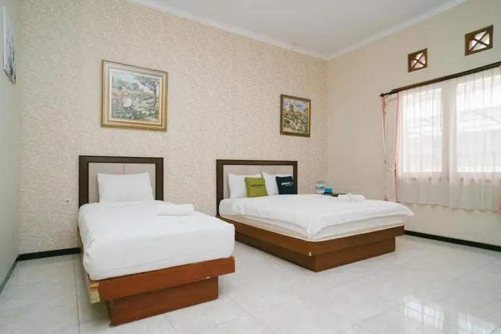 Маланг: Urbanview Hotel Griya Surya Malang by RedDoorz