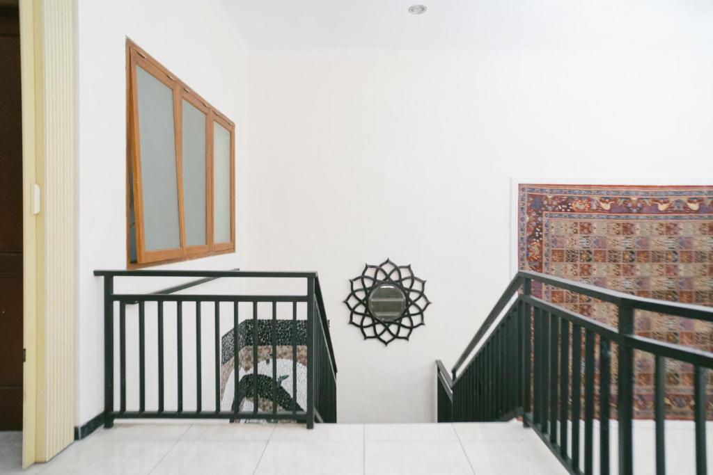 Маланг: Urbanview Hotel Griya Surya Malang by RedDoorz