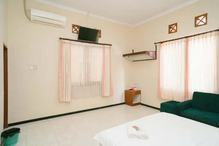 Маланг: Urbanview Hotel Griya Surya Malang by RedDoorz