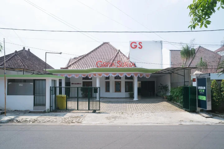 Маланг: Urbanview Hotel Griya Surya Malang by RedDoorz