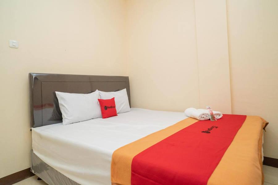 Тангеранг: RedDoorz near Stasiun Tangerang