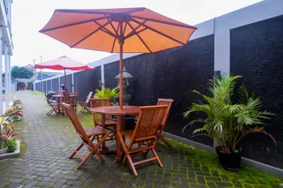 Депок: RedDoorz Syariah near RS Hermina Yogyakarta
