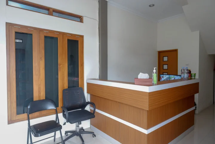 Депок: RedDoorz Syariah near RS Hermina Yogyakarta