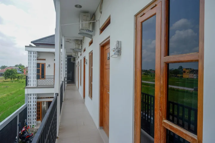 Депок: RedDoorz Syariah near RS Hermina Yogyakarta