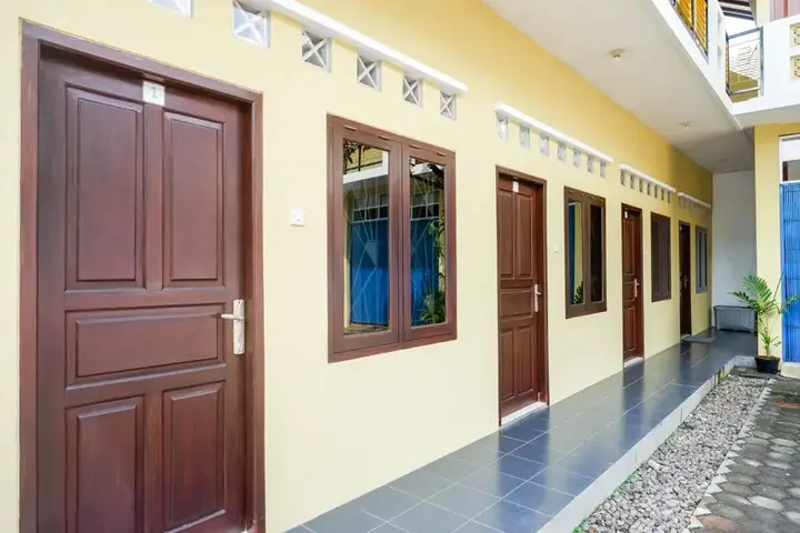 Семаранг: RedDoorz Syariah near Exit Tol Krapyak Semarang