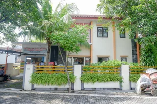 Семаранг: RedDoorz Syariah near Exit Tol Krapyak Semarang