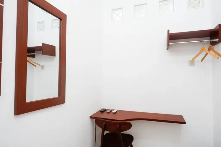 Семаранг: RedDoorz Syariah near Exit Tol Krapyak Semarang