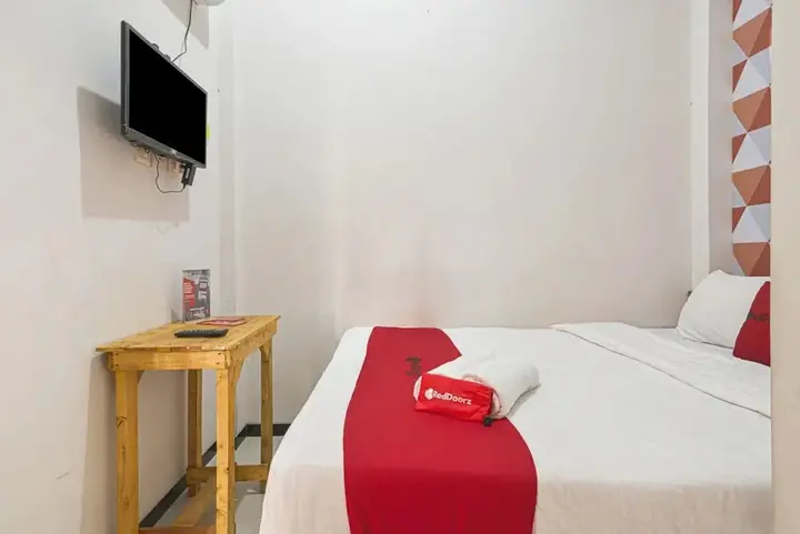 Маланг: RedDoorz Syariah @ Tatasurya Guesthouse Malang