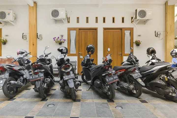 Маланг: RedDoorz Syariah @ Tatasurya Guesthouse Malang