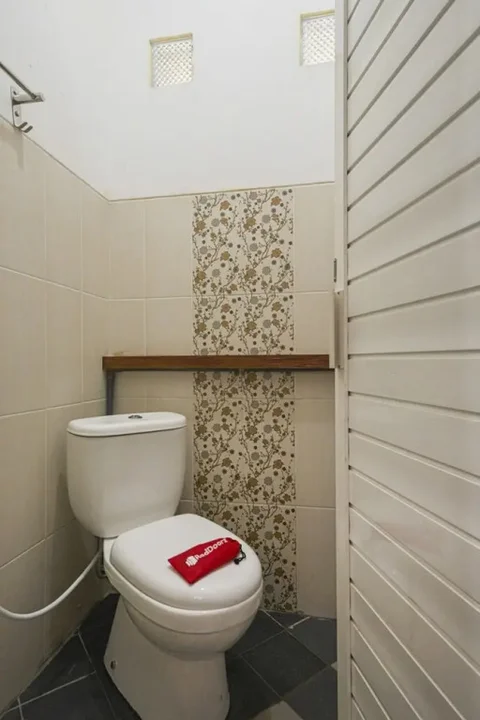 Маланг: RedDoorz Syariah @ Tatasurya Guesthouse Malang