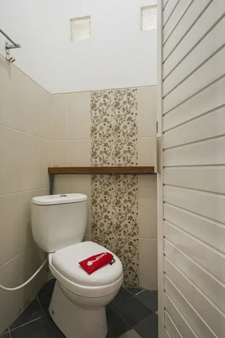 Маланг: RedDoorz Syariah @ Tatasurya Guesthouse Malang