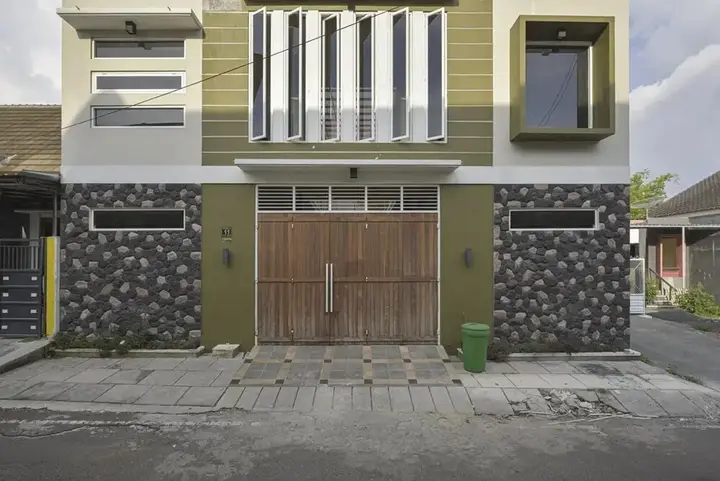 Маланг: RedDoorz Syariah @ Tatasurya Guesthouse Malang