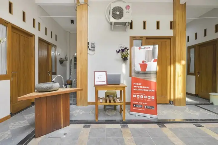 Маланг: RedDoorz Syariah @ Tatasurya Guesthouse Malang
