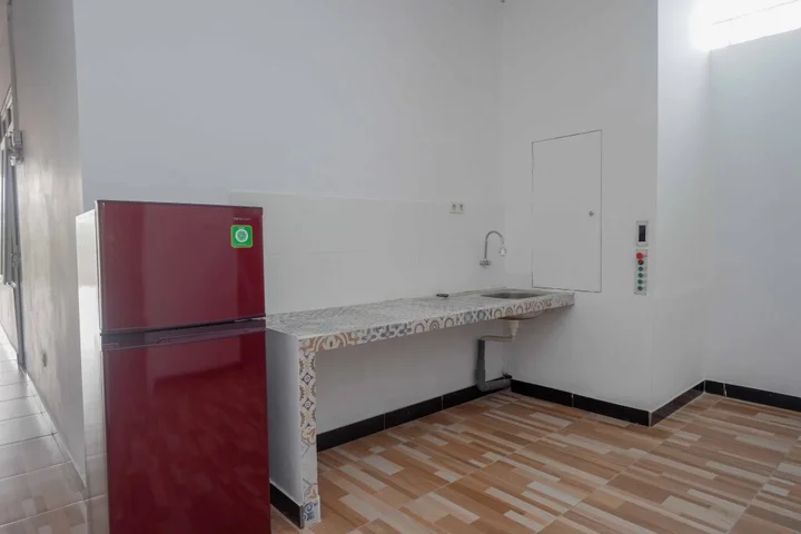 Семаранг: RedDoorz Plus near Patung Kuda Undip