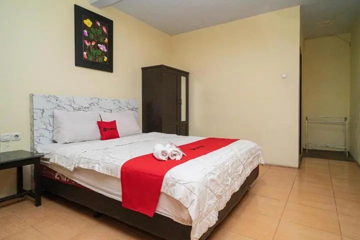 Маланг: Reddoorz Near Cyber Mall