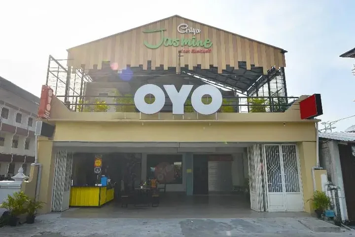 Депок: Oyo 745 Griya Jasmine Syariah
