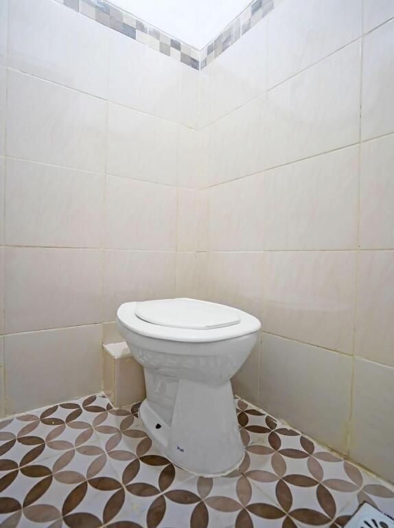Сурабая: OYO 91746 Kost Sedati Syariah