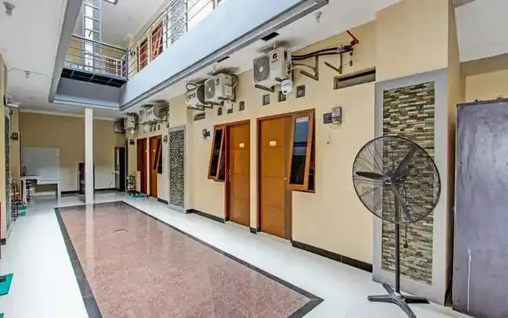 Суракарта: OYO 91729 Griya Monjari