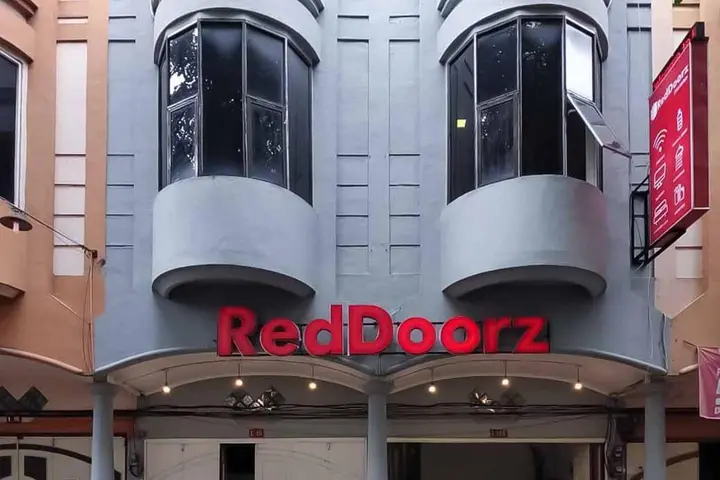 Медан: RedDoorz At Jalan Asia Medan