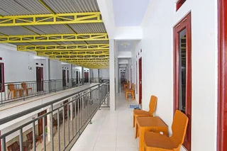 Кебумен: OYO 91817 Hotel Grand New Si Jago