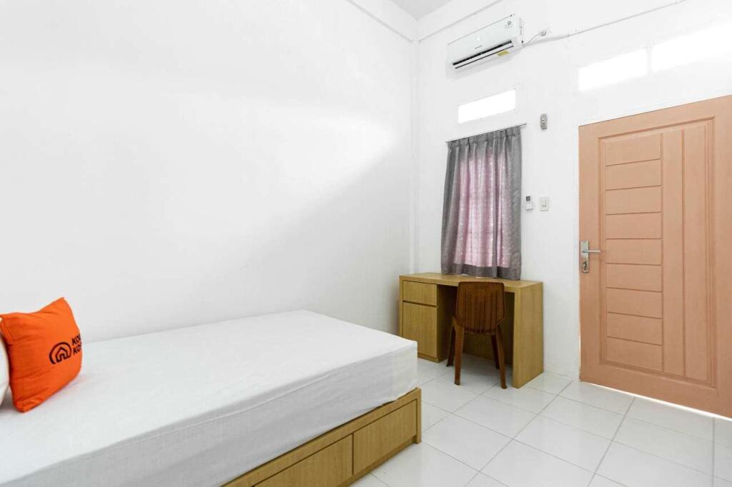 KoolKost Syariah near Living Plaza Purwokerto — фото 4