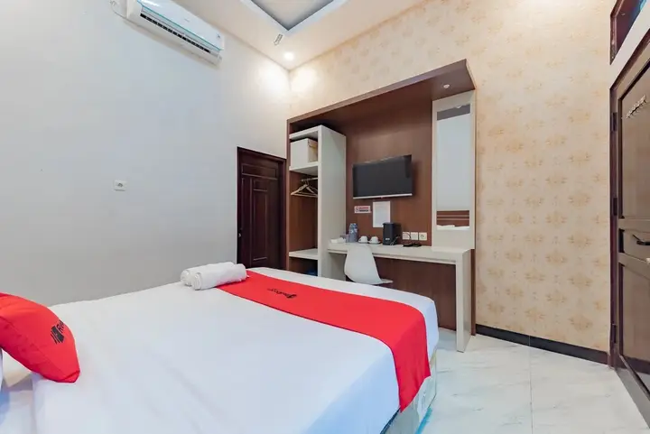 RedDoorz Plus @ Orange Diponogoro Palangkaraya — фото 5
