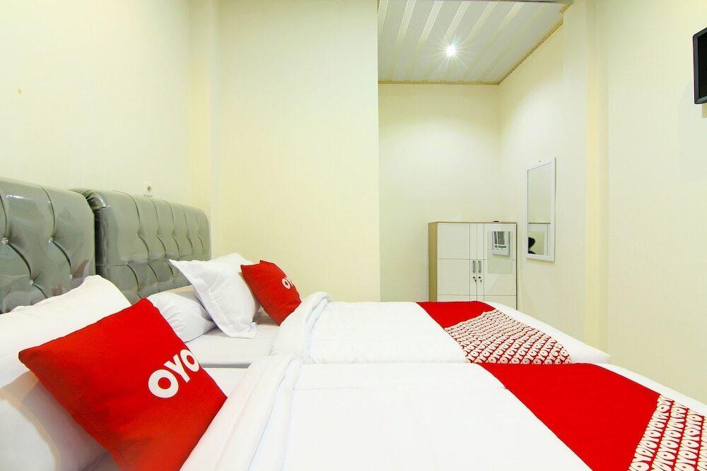 Паданг: OYO 90978 Khalifi Guesthouse Syariah