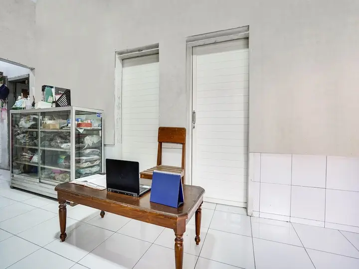 Сурабая: SPOT ON 91883 Kost 2 Putra Syariah