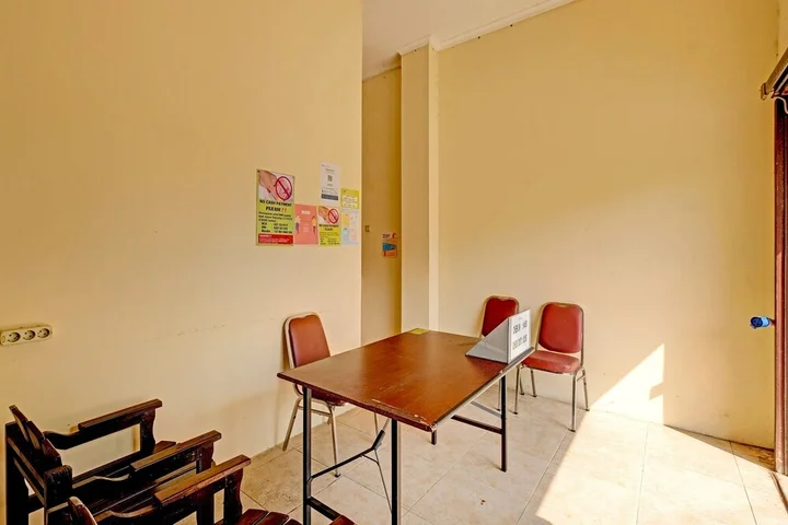 Батуретно: OYO 91522 Candi Gebang Guesthouse