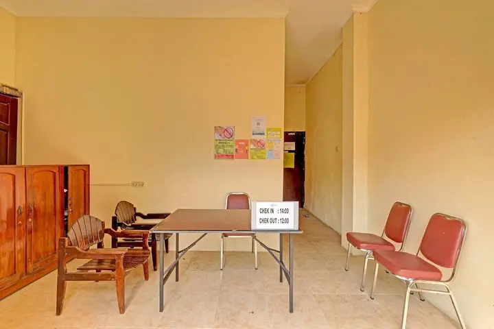 Батуретно: OYO 91522 Candi Gebang Guesthouse