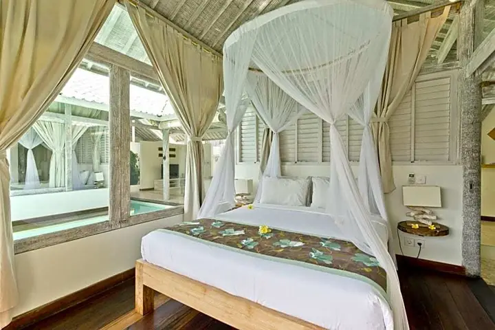 Villa Laksmana Hideaway 2 - Surrounded by water- 2bd villa with fantastic pool! — фото 1