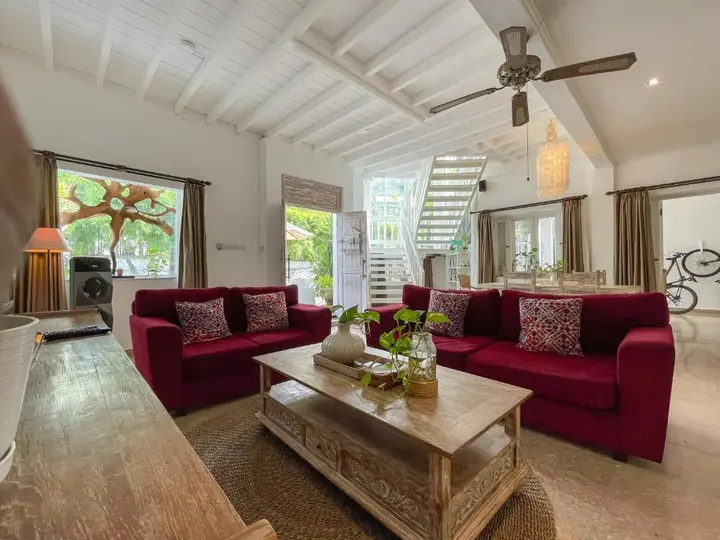 Чангу: Villa Putih - Canggu beach house 150m Berawa beach