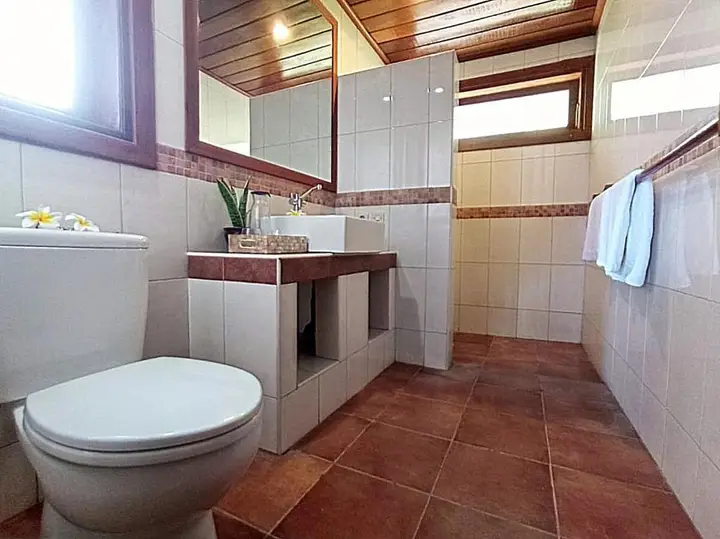 Lali Jiwa - Absolute Beachfront, Private 3BR Villa with Private Pool on 1200m2 of Tropical Land — фото 5