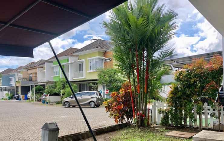 Маланг: Gerbera 4BR Villa Springhill Garden Malang