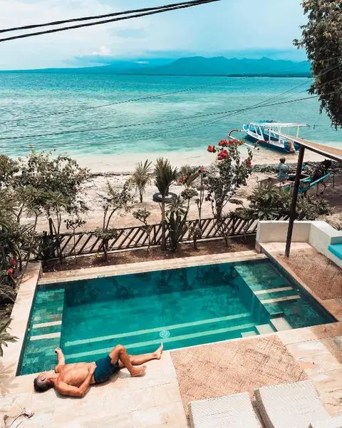 Serenity Luxurious Beachfront Villa & Spa with private Infinity Pool, 8 Guests — фото 2