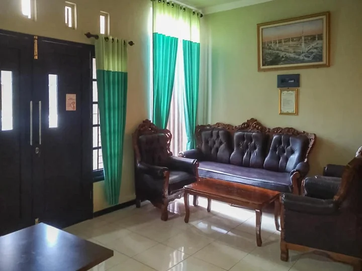 Маланг: Baitussafar UMMI 1 Syariah