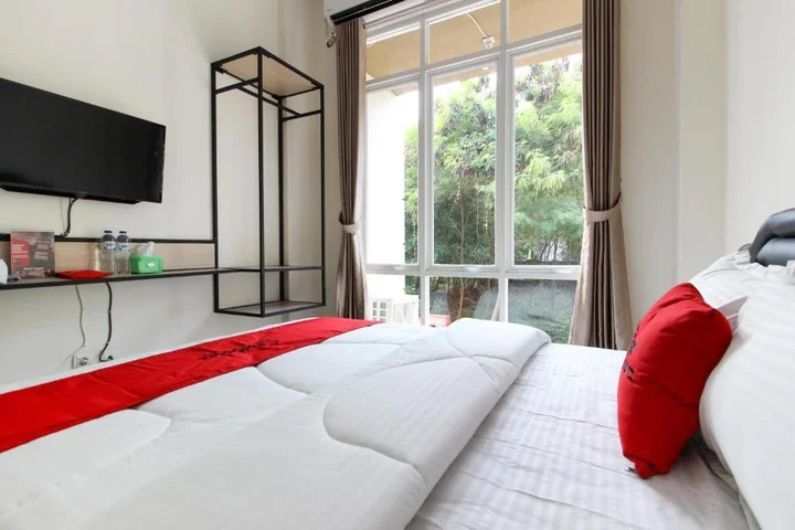 Батуретно: RedDoorz near Jogja City Mall 3