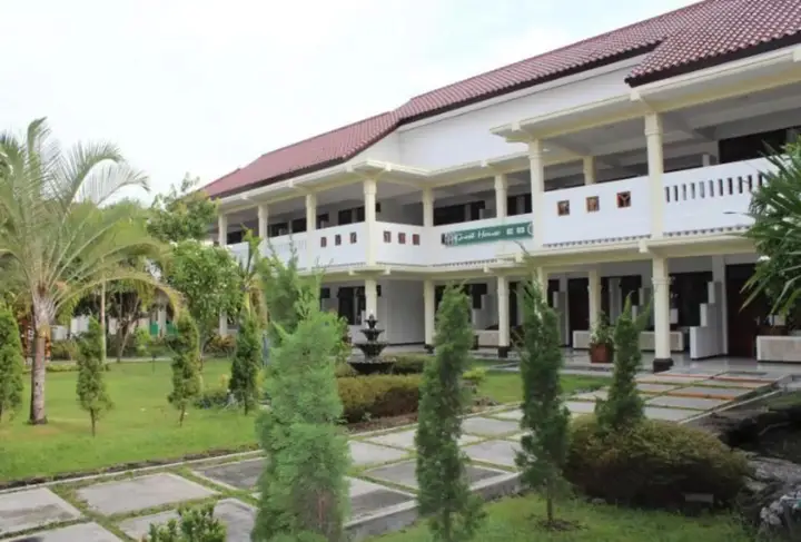 Eboni Guest House Madiun — фото 1