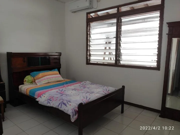 Семаранг: Kelana 2 Nice Homestay (5 Bed Rooms) Semarang