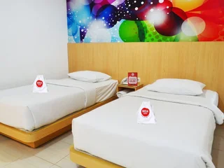 Пеканбару: Nida Rooms Tampan Universitas Riau Hr Subrantas At Mona Plaza Hotel