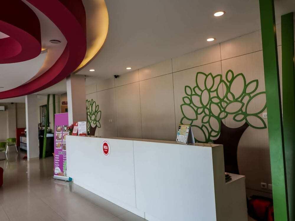 Пеканбару: Nida Rooms Tampan Universitas Riau Hr Subrantas At Mona Plaza Hotel