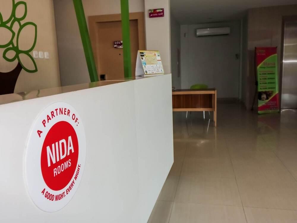Пеканбару: Nida Rooms Tampan Universitas Riau Hr Subrantas At Mona Plaza Hotel