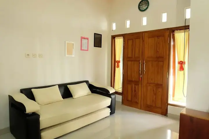 Батуретно: Simply Homy Guest House Unit UMY