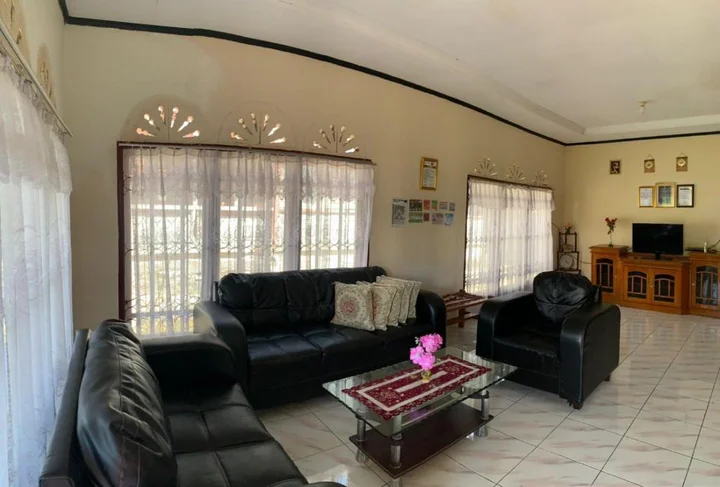 Букиттинги: Taratak Homestay