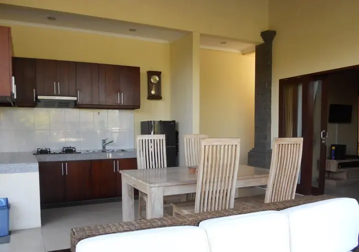Беноа: Avisara Villa & Guest House