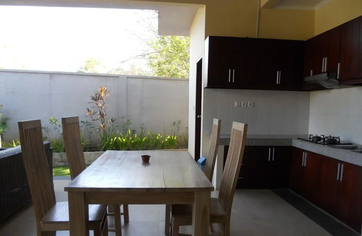 Беноа: Avisara Villa & Guest House