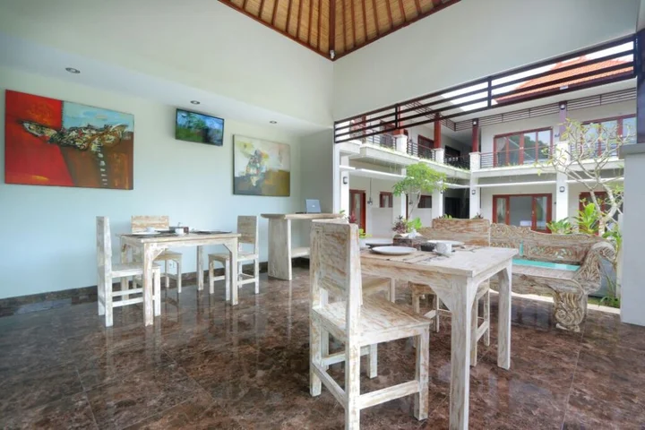 Беноа: Avisara Villa & Guest House