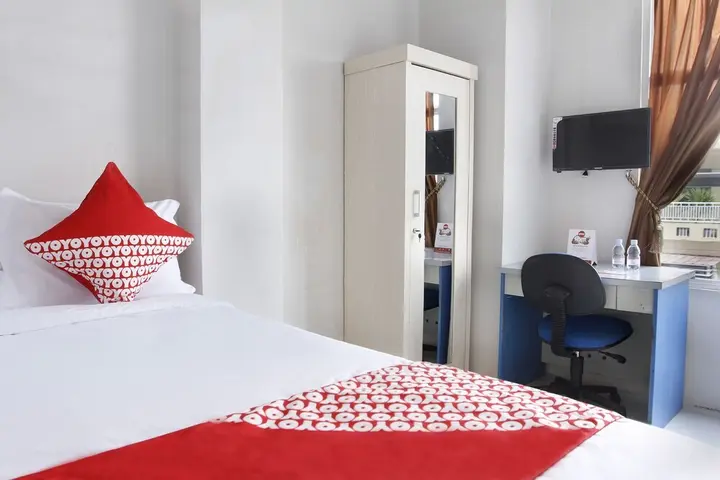 Legok: Oyo 102 Gp Residence