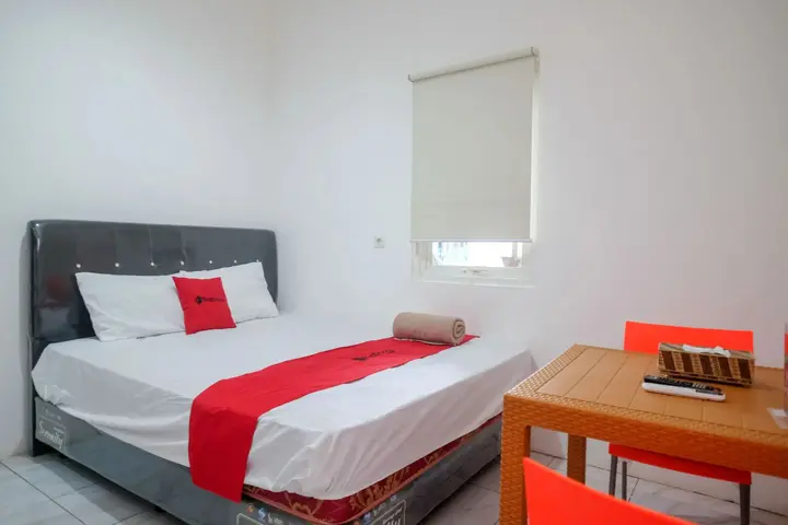Семаранг: Reddoorz Hostel Near Lawang Sewu Semarang